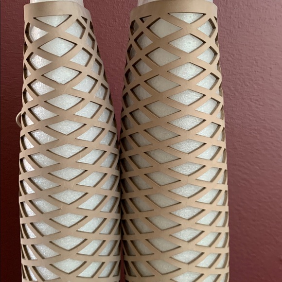 Elegant Vince Camuto Leather Beige Lace-Up Thigh-High Heels With Zipper. N.I.B - Picture 7 of 15